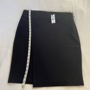 NWT Express Black Skirt Lined Size 10